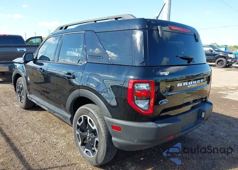 2023 Ford Bronco Sport Outer Banks z USA, uszkodzony, nr VIN 3FMCR9C68PRE01678